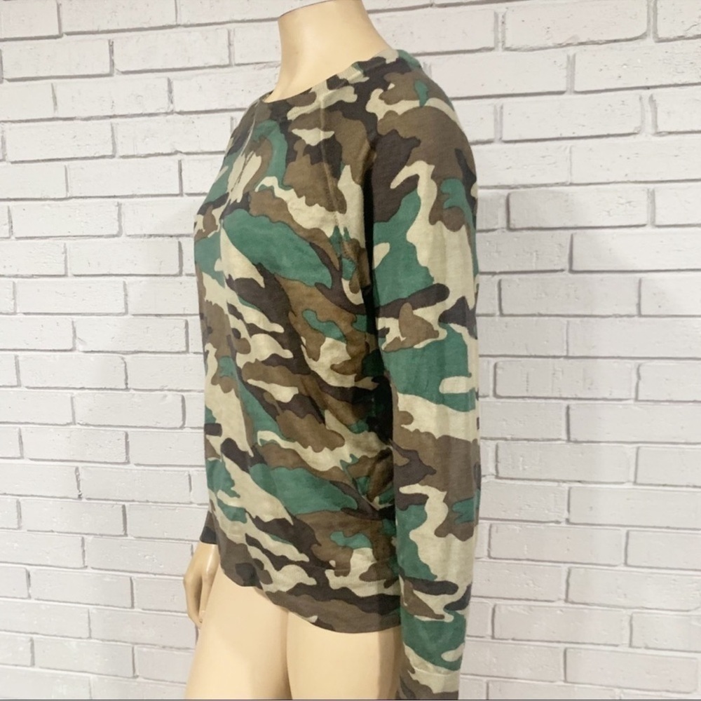J.Crew Women’s‎ Wool Camo Sweater - Picture 3 of 5